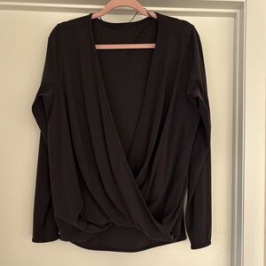 Lululemon Full Freedom Black Top L/S